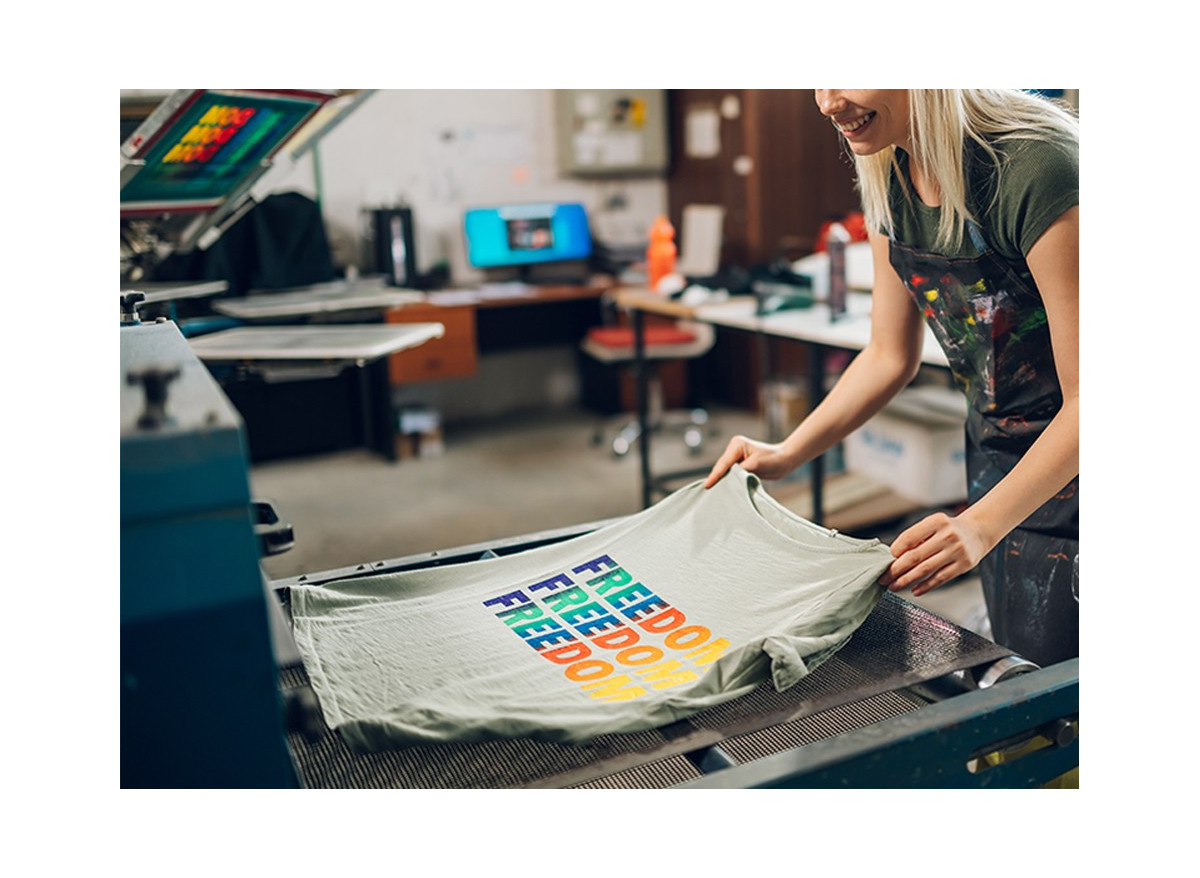 Stampa su Abbigliamento: Guida alle Tecniche e ai Trend 2026